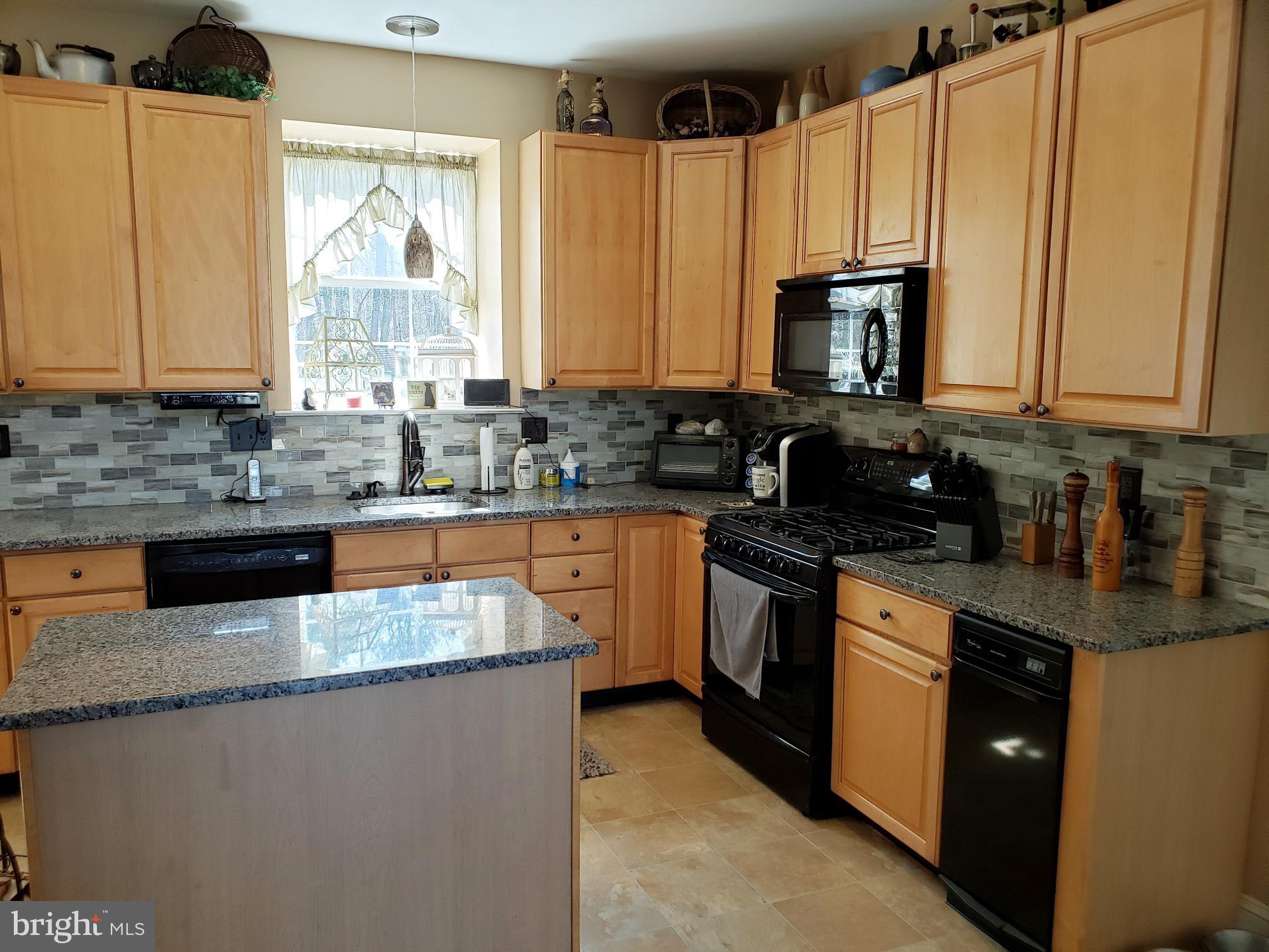 1520 Jarvis Road Sicklerville, NJ 08081 - Photo 6 of 32