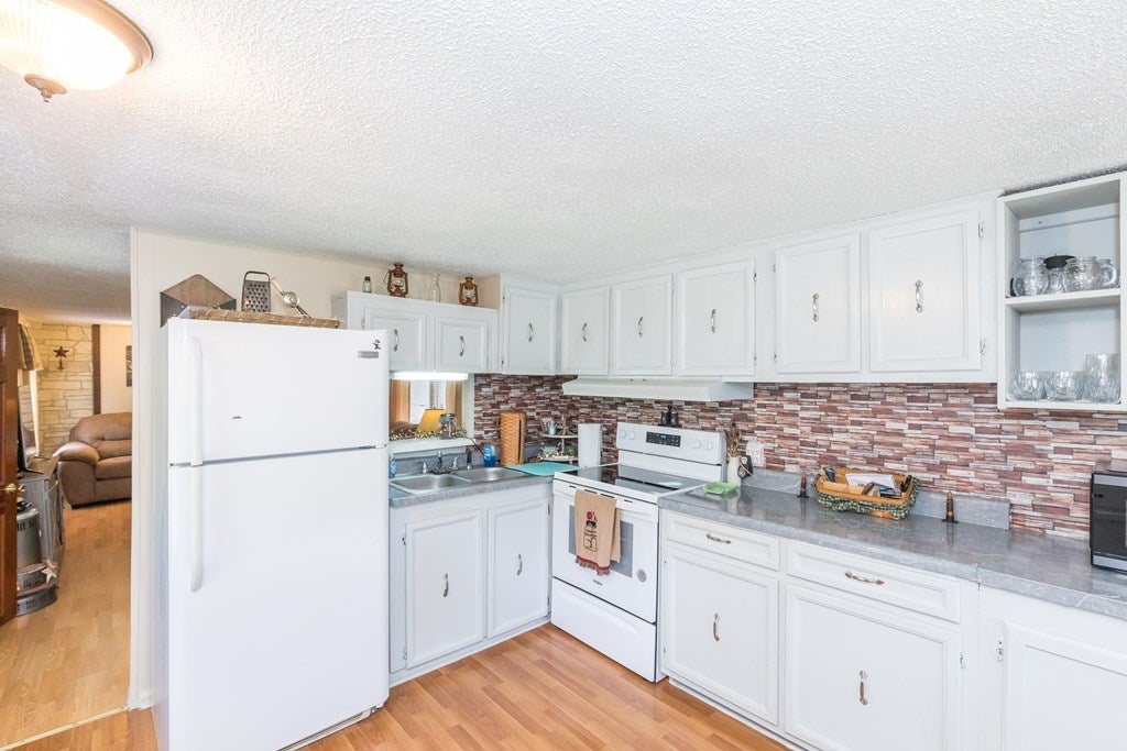 3091 Mallory Road Galax, VA 24333 - Photo 12 of 62 Gallery Image 12