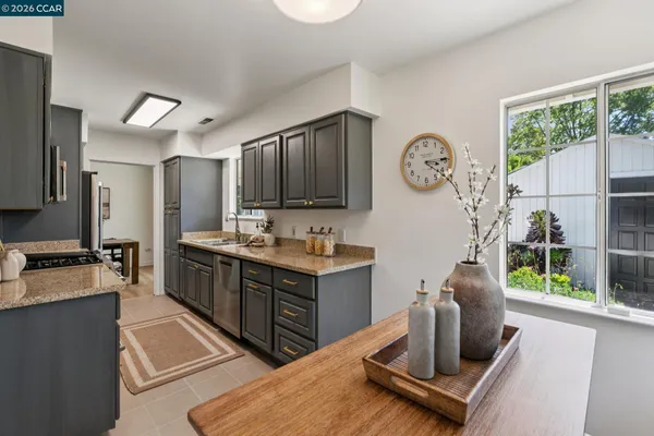 $880,000 | 125 Luella Drive, Pleasant Hill, CA 94523