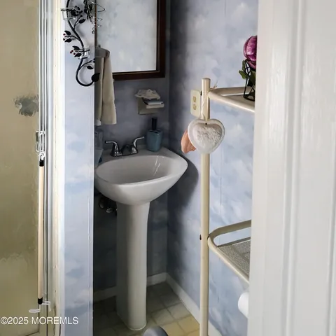 $299,900 | 125 Rodhos Street, Toms River, NJ 08757