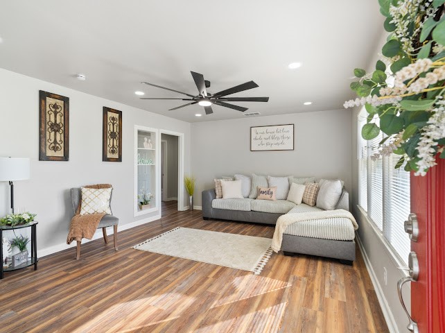 4706 Mable Street Corpus Christi, TX 78411 - Photo 4 of 24