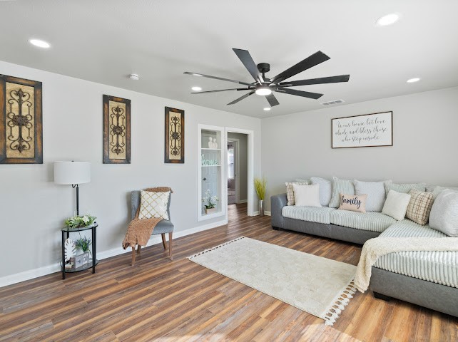 4706 Mable Street Corpus Christi, TX 78411 - Photo 9 of 24