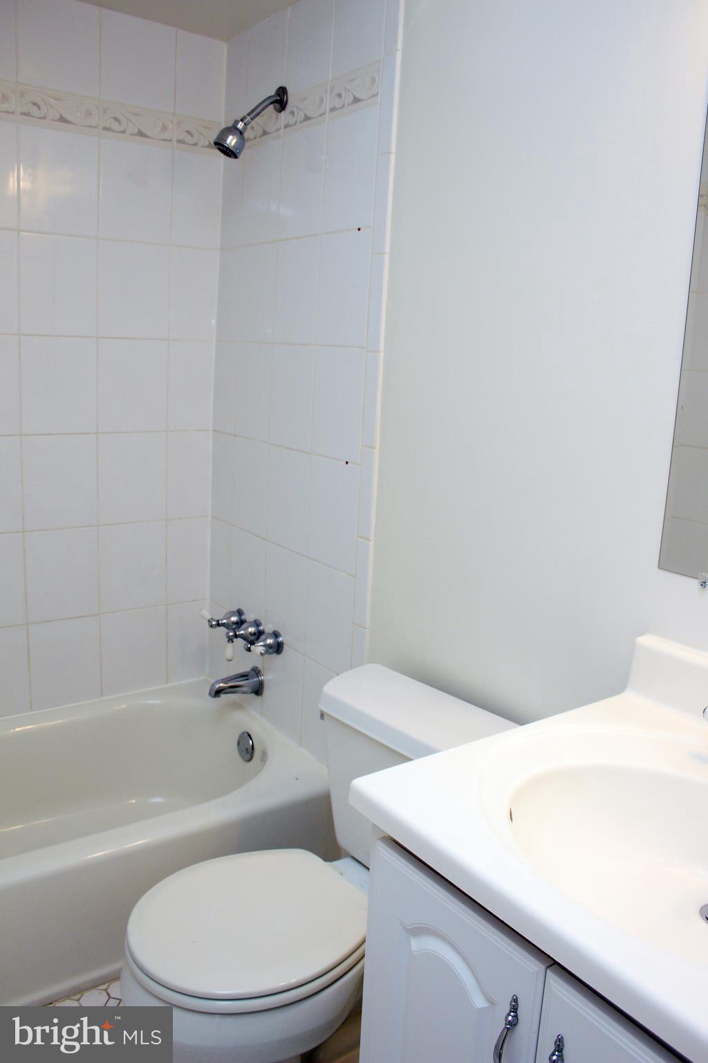 8807 Arliss Street Silver Spring, MD 20901 - Photo 19 of 30 Bath