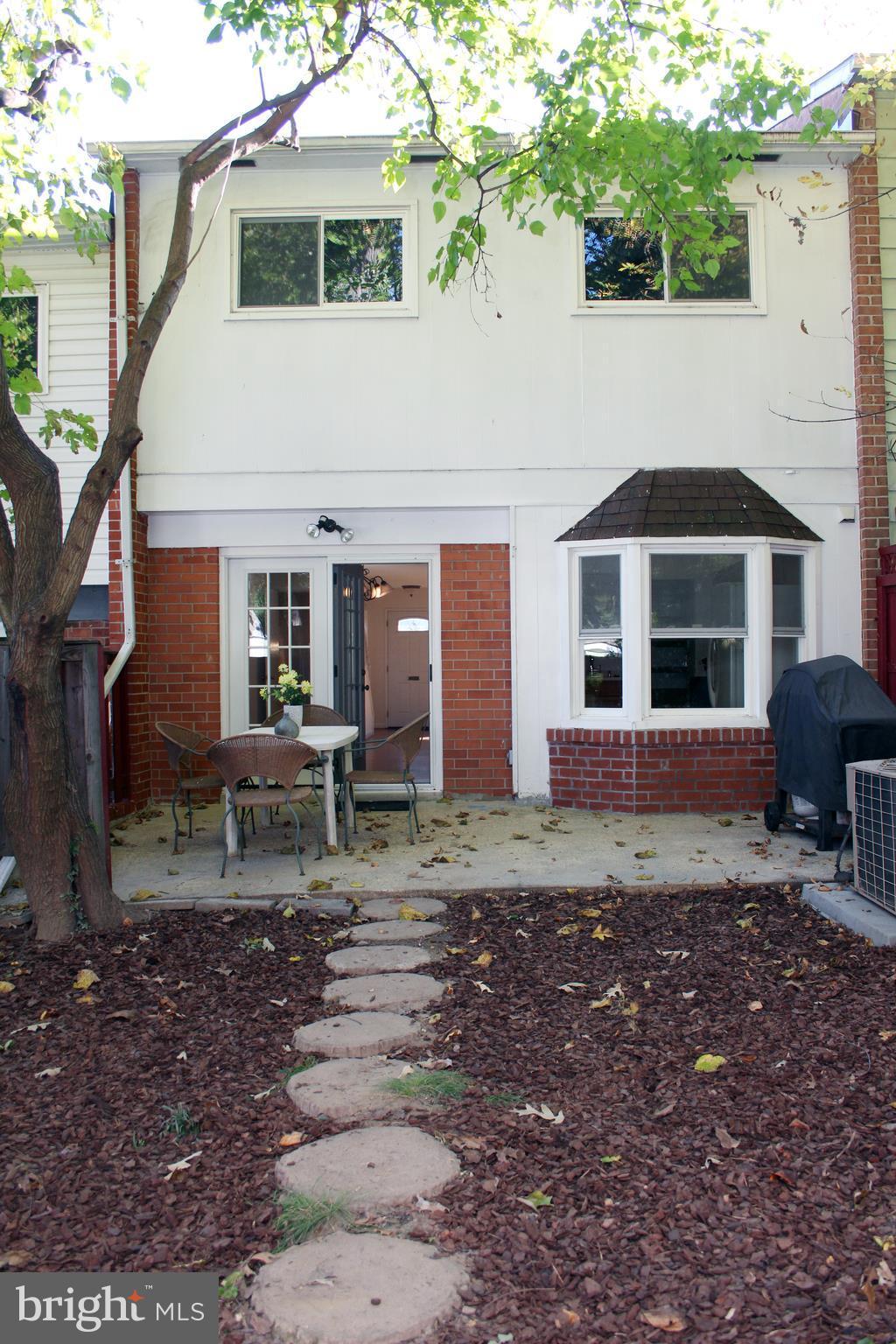 8807 Arliss Street Silver Spring, MD 20901 - Photo 29 of 30 Exterior (Rear)