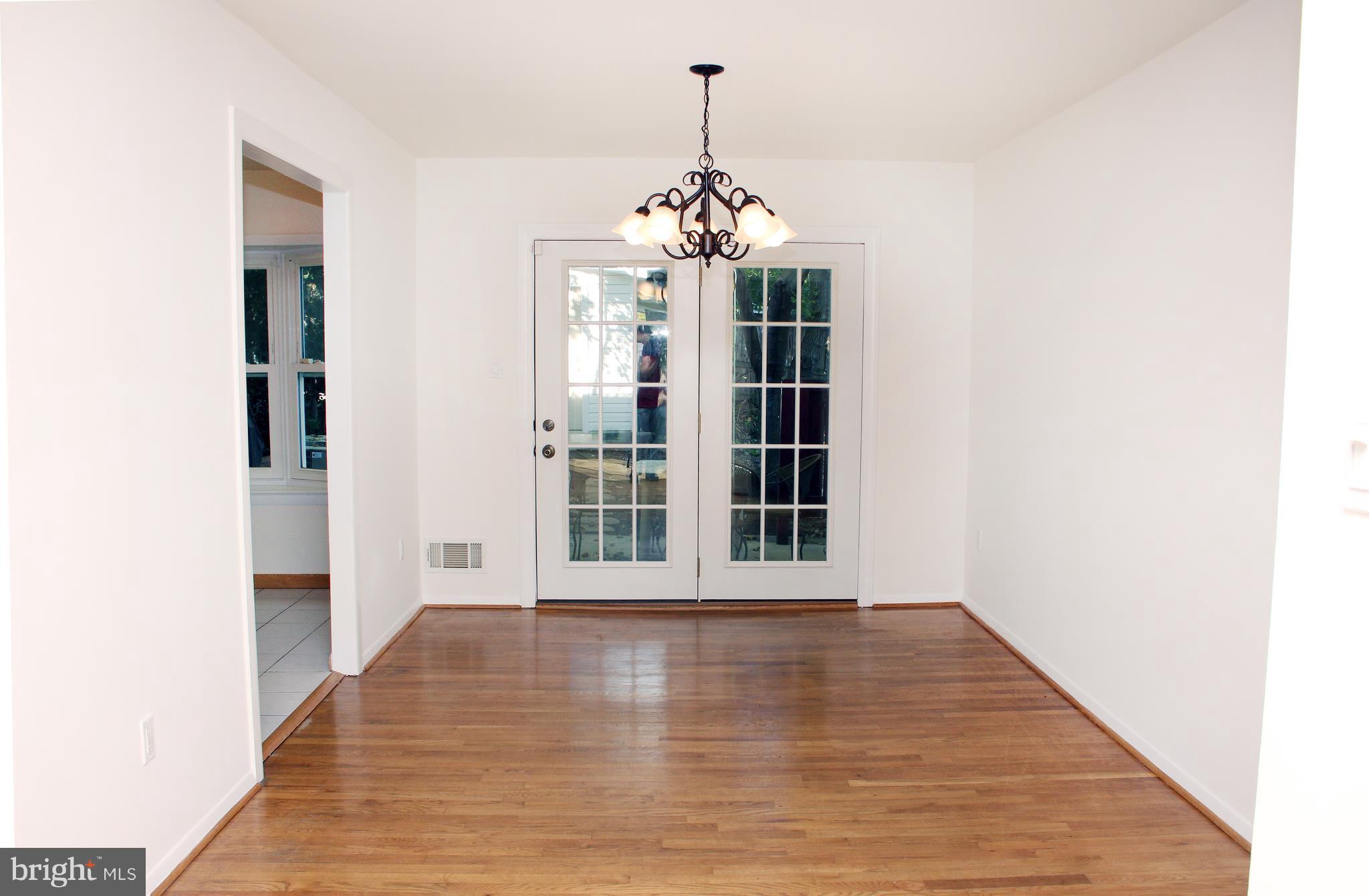 8807 Arliss Street Silver Spring, MD 20901 - Photo 6 of 30 Dining Room