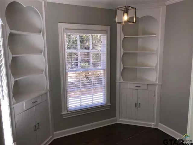 $1,950 | 514 East Charnwood Street, Tyler, TX 75701