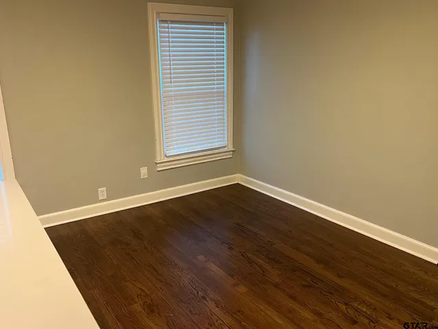 $1,950 | 514 East Charnwood Street, Tyler, TX 75701