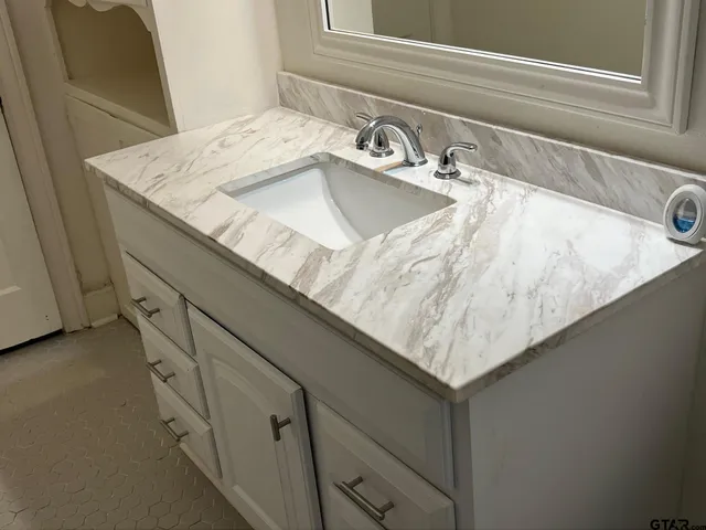 $1,950 | 514 East Charnwood Street, Tyler, TX 75701