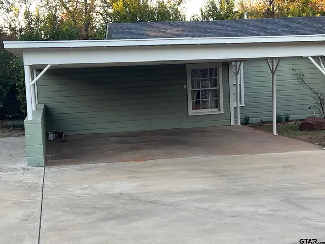 $1,950 | 514 East Charnwood Street, Tyler, TX 75701