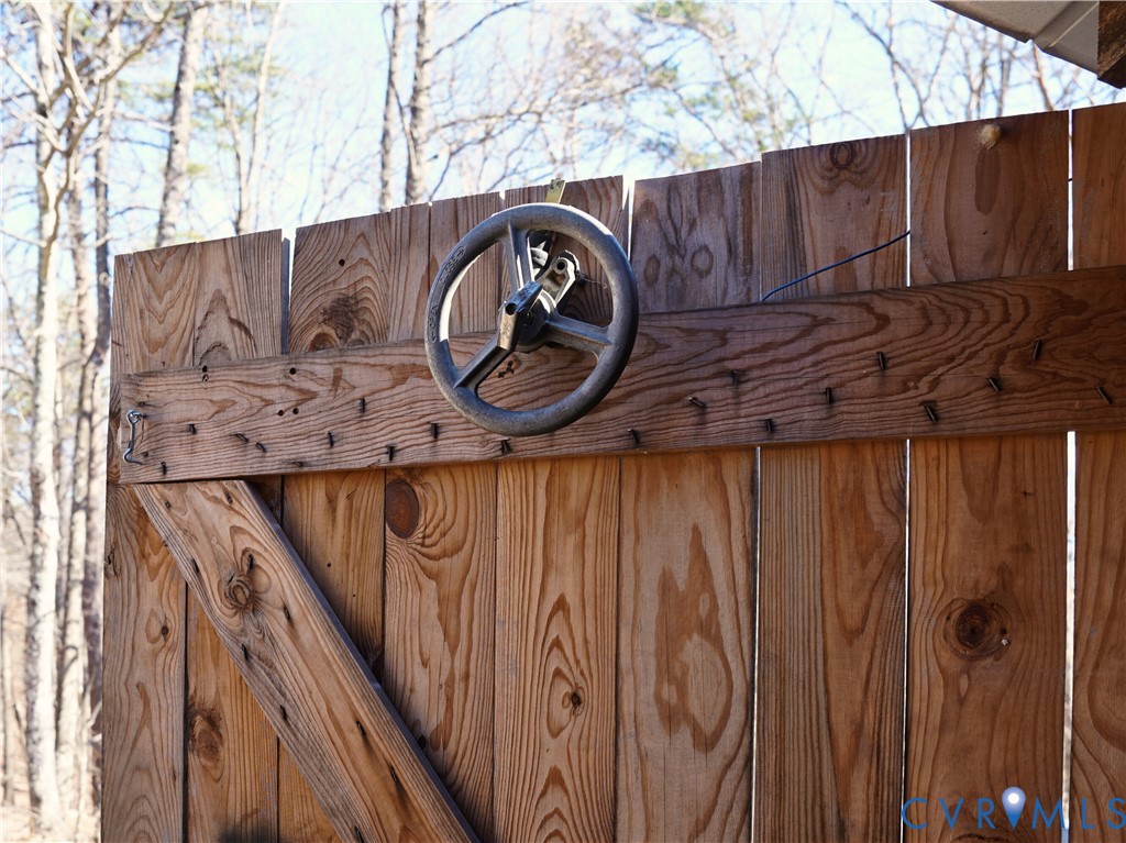 2593 Mountain Valley Road Vinton, VA 24179 - Photo 40 of 48 Gallery Image 40