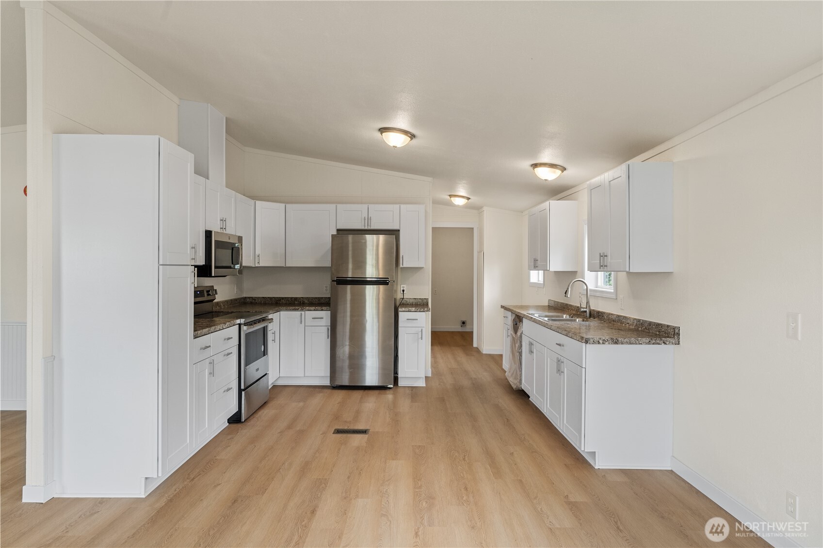 1019 Stanford Drive, Unit 38 Cosmopolis, WA 98537 - Photo 7 of 31