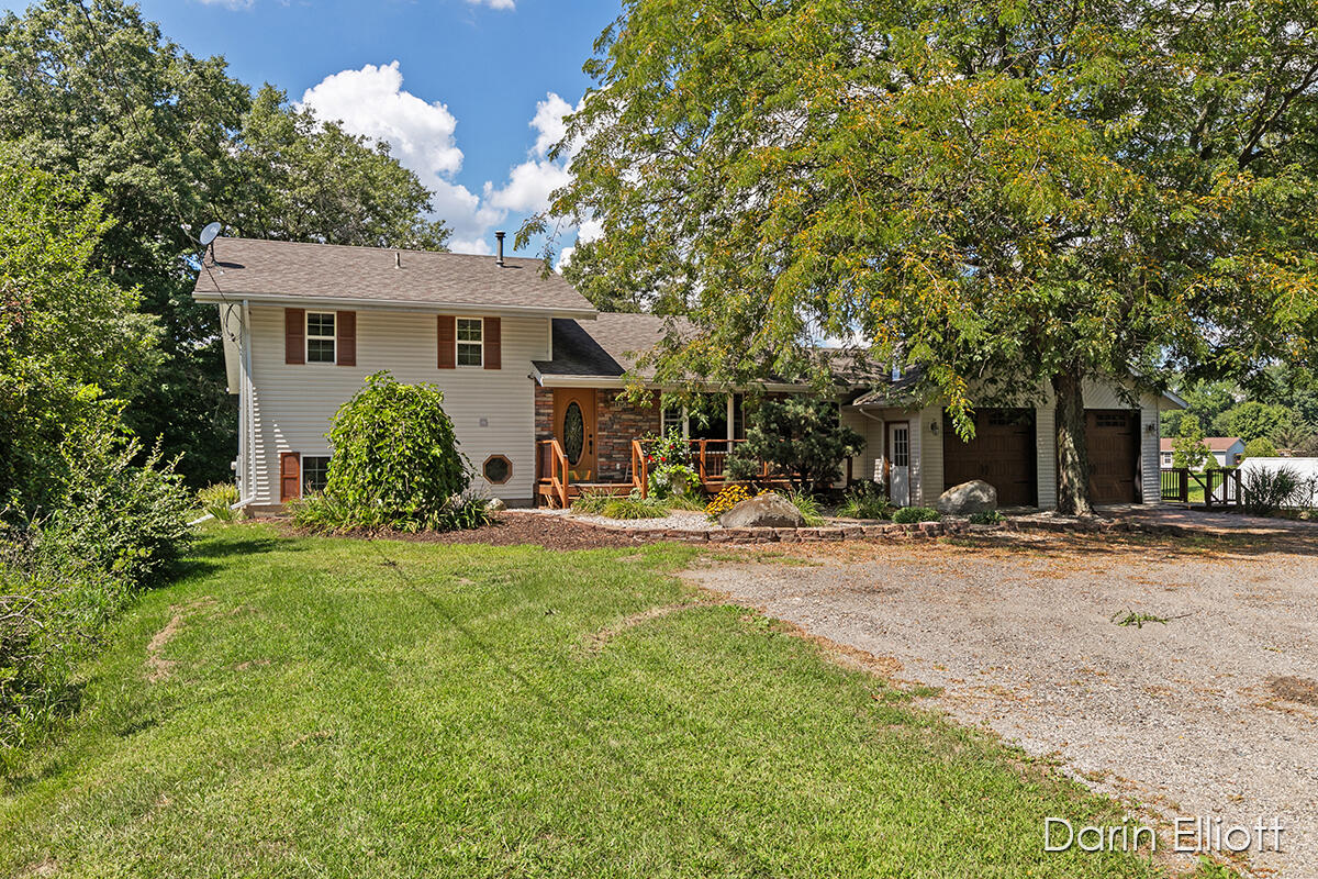 6734 Gould Road, Unit 1 Saranac, MI 48881 - Photo 1 of 43 IMG_1001