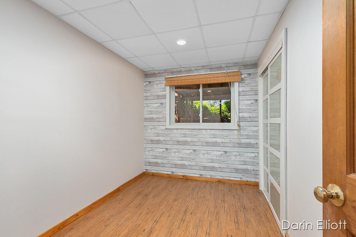 6734 Gould Road, Unit 1 Saranac, MI 48881 - Photo 23 of 43 IMG_1021