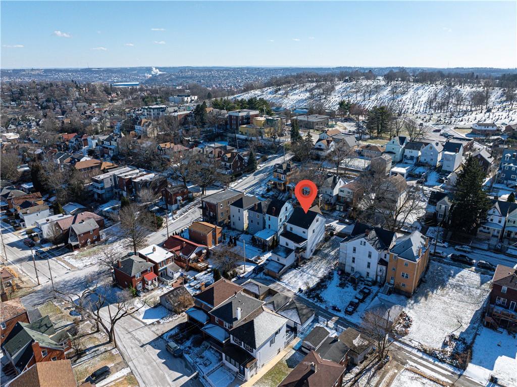 659 Montclair Street Pittsburgh, PA 15217 - Photo 16 of 18 an aerial view of multiple house