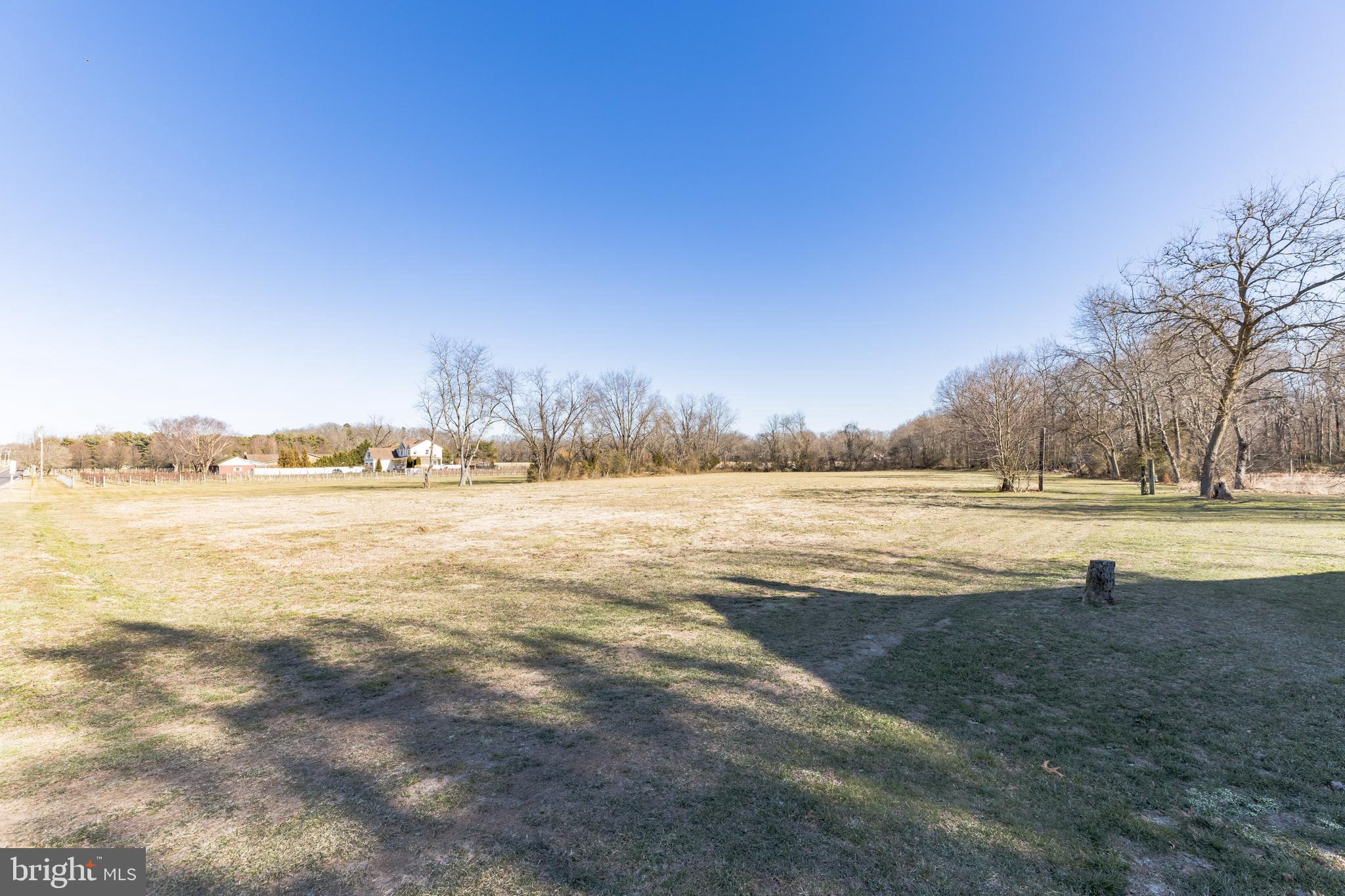 1332 Old Indian Mills Road Shamong, NJ 08088 - Photo 8 of 10 a view of an ocean and city