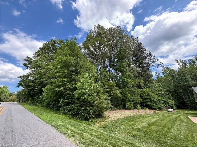 $75,000 | 0 Rockwood Drive, Stokesdale, NC 27357