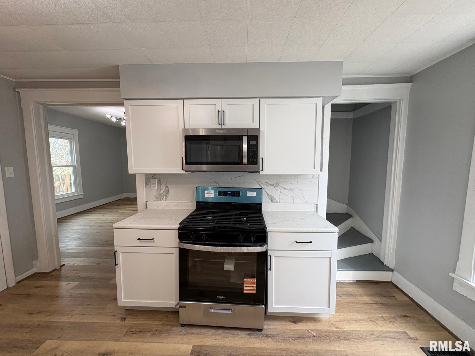 1045 Osburn Avenue Springfield, IL 62702 - Photo 11 of 31