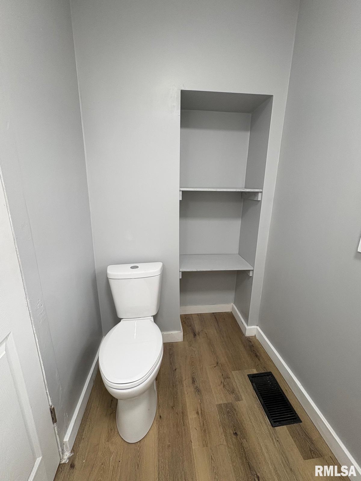 1045 Osburn Avenue Springfield, IL 62702 - Photo 16 of 31