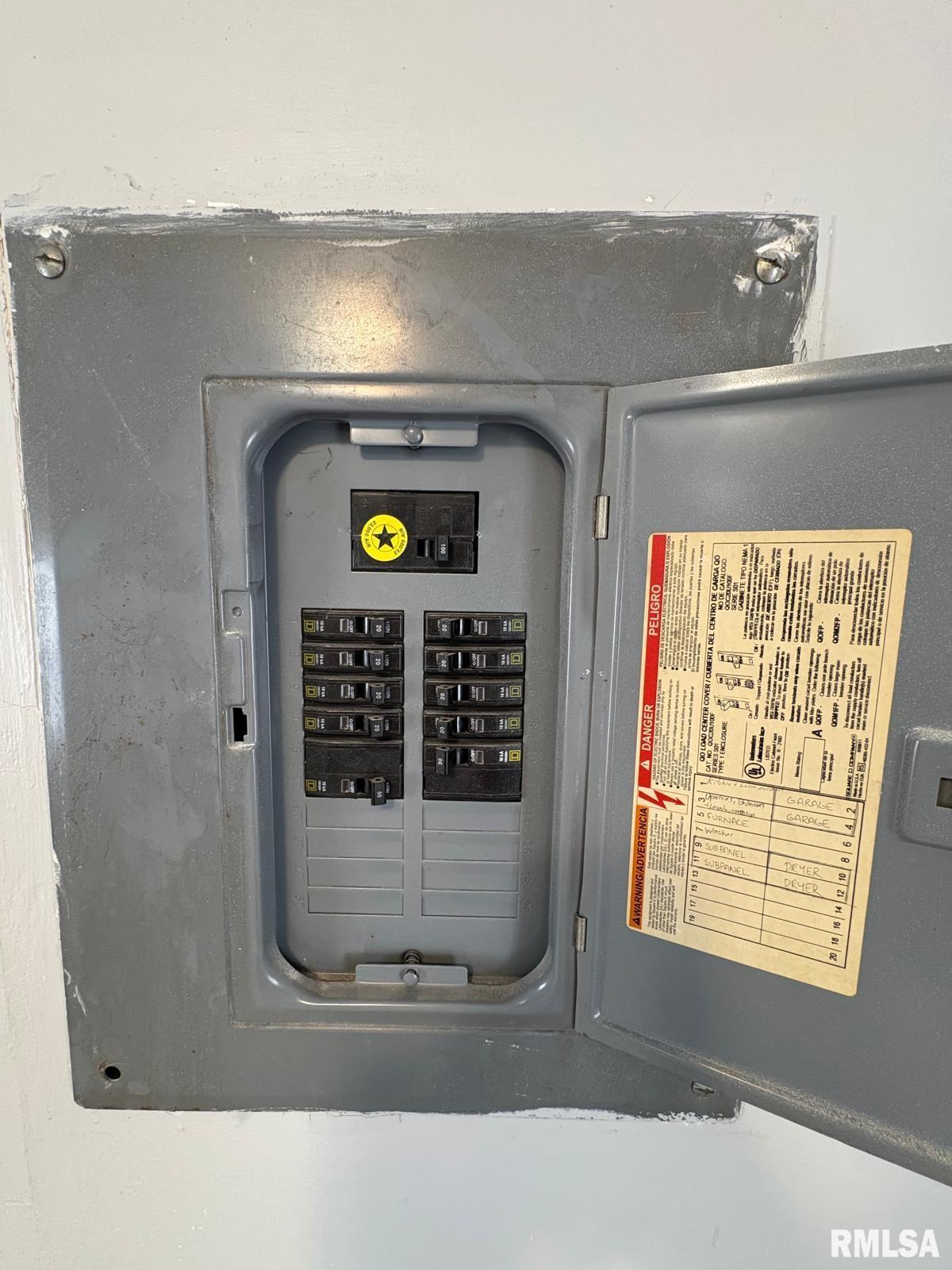 1045 Osburn Avenue Springfield, IL 62702 - Photo 28 of 31