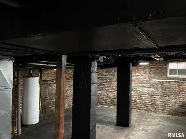 $114,900 | 1045 Osburn Avenue, Springfield, IL 62702