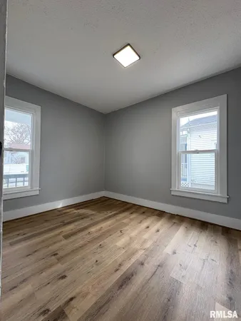 $114,900 | 1045 Osburn Avenue, Springfield, IL 62702