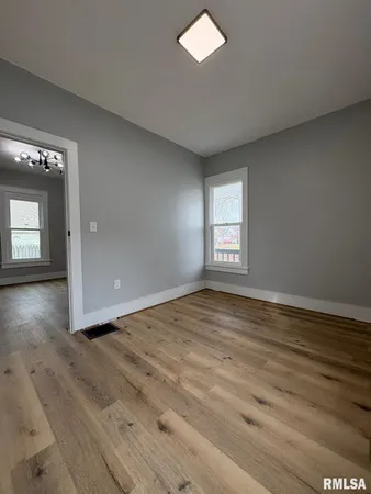 $114,900 | 1045 Osburn Avenue, Springfield, IL 62702