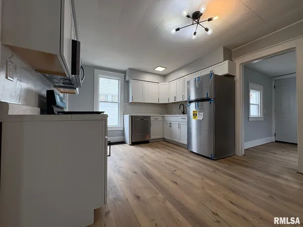 $114,900 | 1045 Osburn Avenue, Springfield, IL 62702