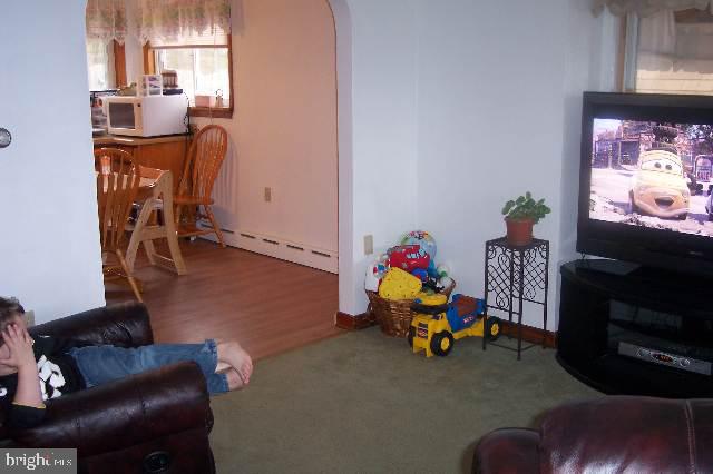 509 Rosedale Avenue Middletown, PA 17057 - Photo 3 of 12 Gallery Image 3