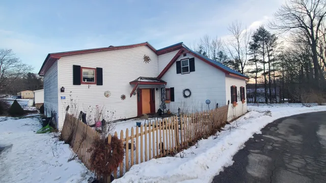 $149,000 | 29 Oak Street, Bucksport, ME 04416