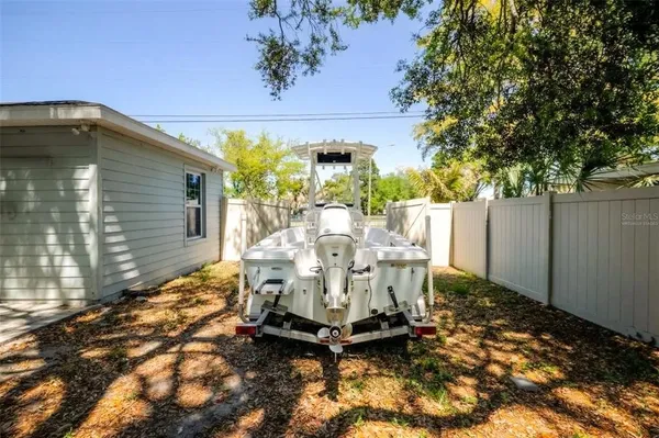 $329,000 | 1101 2nd Street West, Bradenton, FL 34205