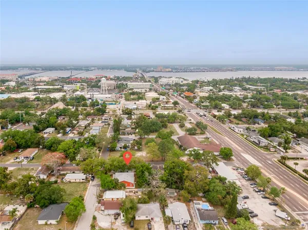 $329,000 | 1101 2nd Street West, Bradenton, FL 34205