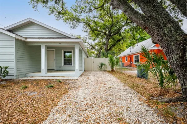$329,000 | 1101 2nd Street West, Bradenton, FL 34205