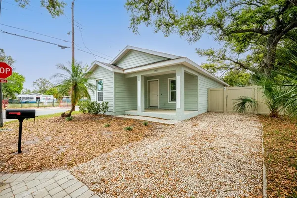$329,000 | 1101 2nd Street West, Bradenton, FL 34205