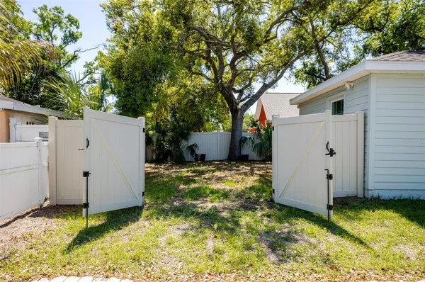 $349,000 | 1101 2nd Street West, Bradenton, FL 34205