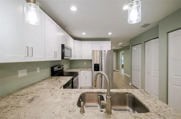 $329,000 | 1101 2nd Street West, Bradenton, FL 34205