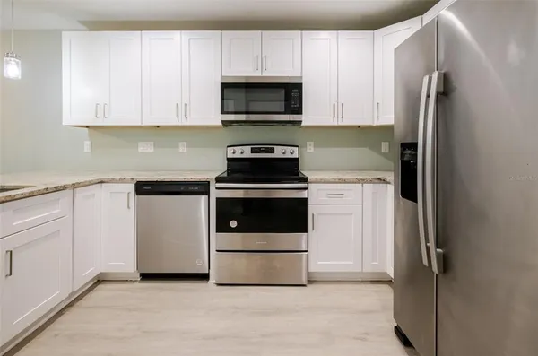 $329,000 | 1101 2nd Street West, Bradenton, FL 34205