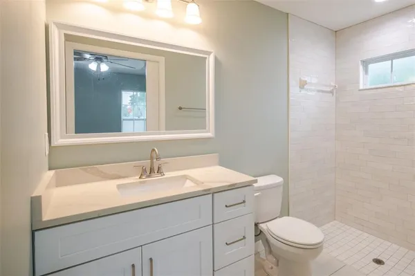$329,000 | 1101 2nd Street West, Bradenton, FL 34205