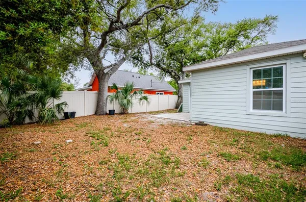 $329,000 | 1101 2nd Street West, Bradenton, FL 34205