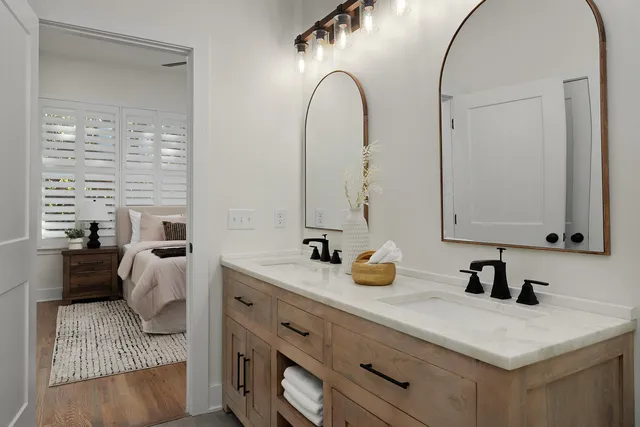 $625,000 | 5685 Lee Avenue, Chattanooga, TN 37409