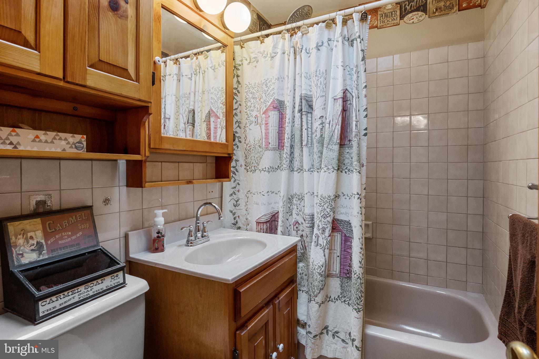 3648 Academy Road Philadelphia, PA 19154 - Photo 15 of 22 Gallery Image 15