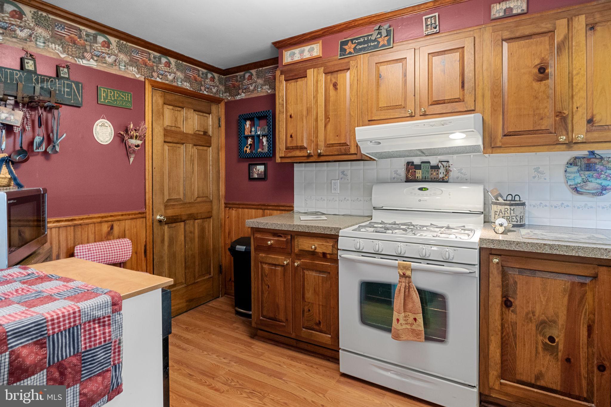 3648 Academy Road Philadelphia, PA 19154 - Photo 8 of 22 Gallery Image 8