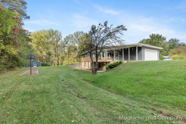 $345,000 | 480 Cumings Court Northwest, Sparta, MI 49345