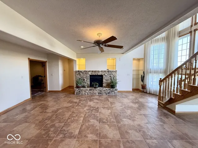 $499,900 | 6483 Private Road 310 West, Brazil, IN 47834