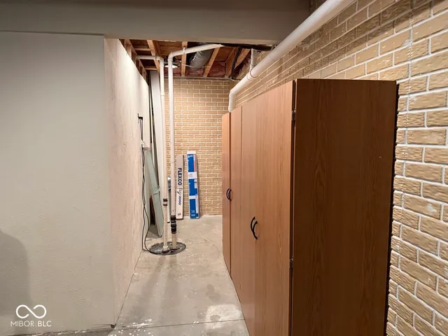 $499,900 | 6483 Private Road 310 West, Brazil, IN 47834