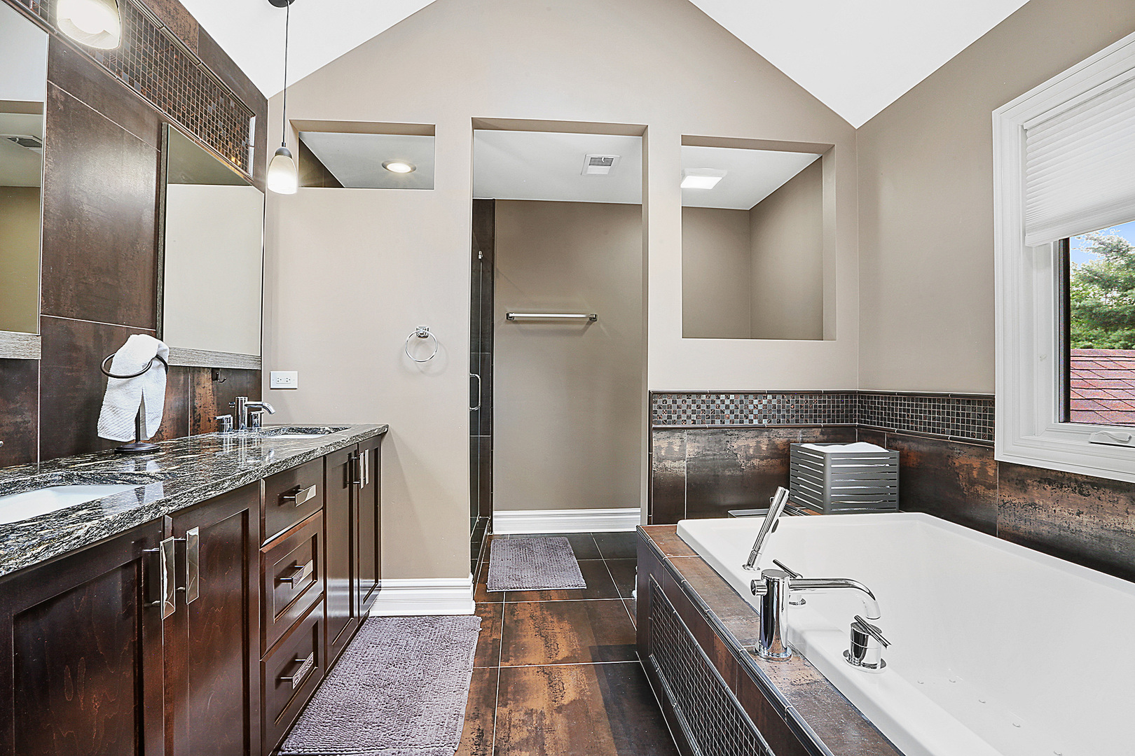 53 Dineff Road Lemont, IL 60439 - Photo 22 of 34