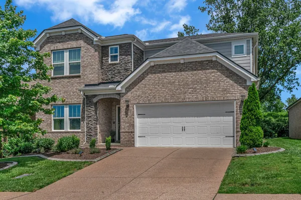 $674,900 | 4937 Riverbank Drive, Hermitage, TN 37076