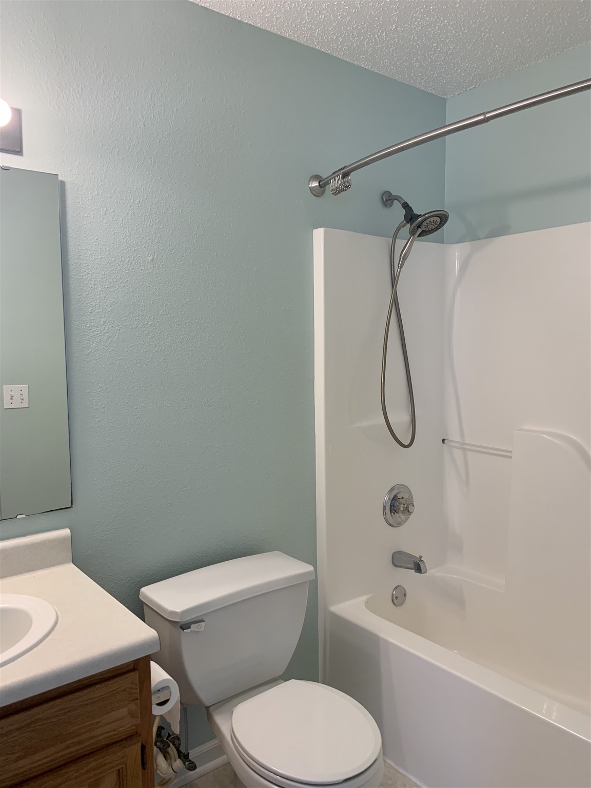 912 Springwater Road Kokomo, IN 46902 - Photo 6 of 8