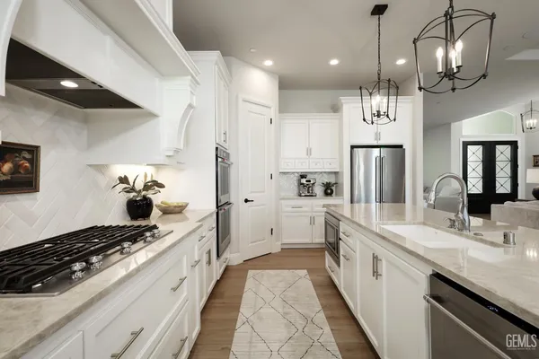 $1,195,000 | Undisclosed Address, Bakersfield, CA 93314