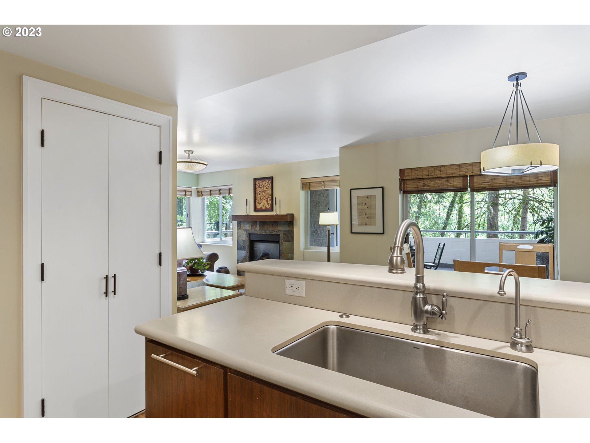 6605 West Burnside Road, Unit 110 Portland, OR 97225 - Photo 8 of 43 Gallery Image 8