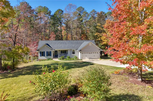 $799,000 | 113 Cane Creek Harbor Road, Seneca, SC 29672